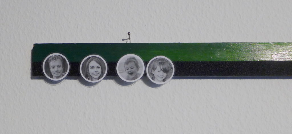 Familienbarometer mit Klettstreifen